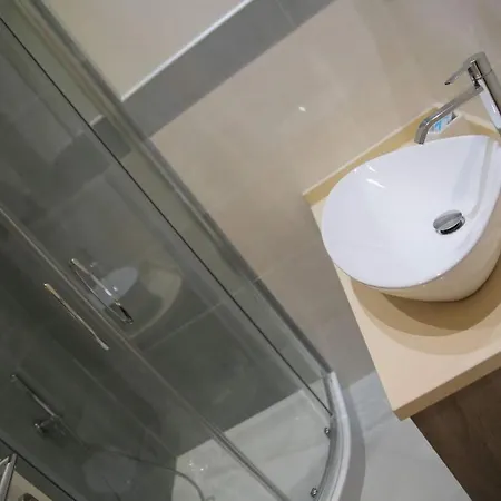 לינה וארוחת בוקר Luxury Coccolhouse