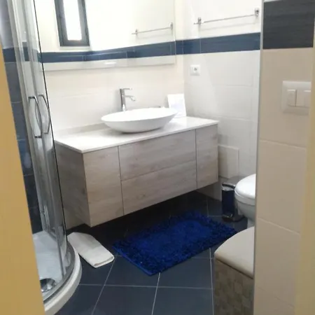 Luxury Coccolhouse לינה וארוחת בוקר *