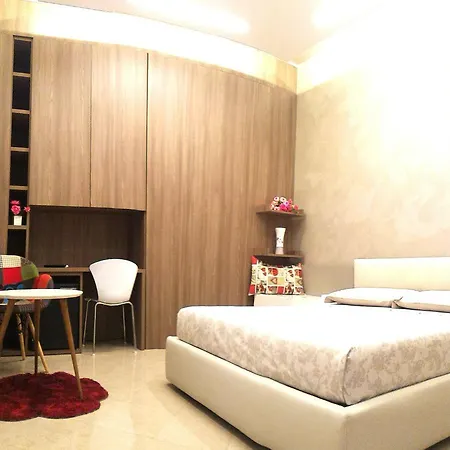 לינה וארוחת בוקר Luxury Coccolhouse *