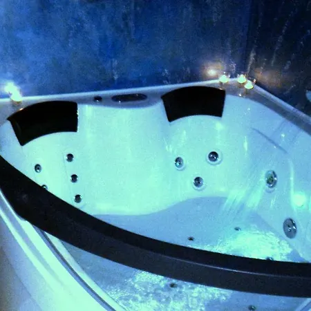 לינה וארוחת בוקר Luxury Coccolhouse