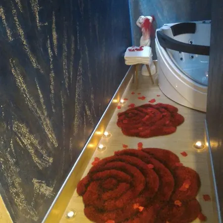 לינה וארוחת בוקר Luxury Coccolhouse