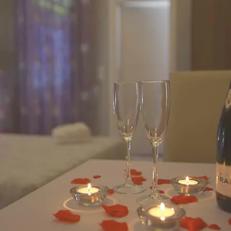 Luxury Coccolhouse Bed & Breakfast *
